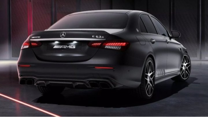 Стоимость Mercedes-AMG E63 S 4MATIC+ Final Edition в Японии составляет 24 470 000 миллионов йен или…
