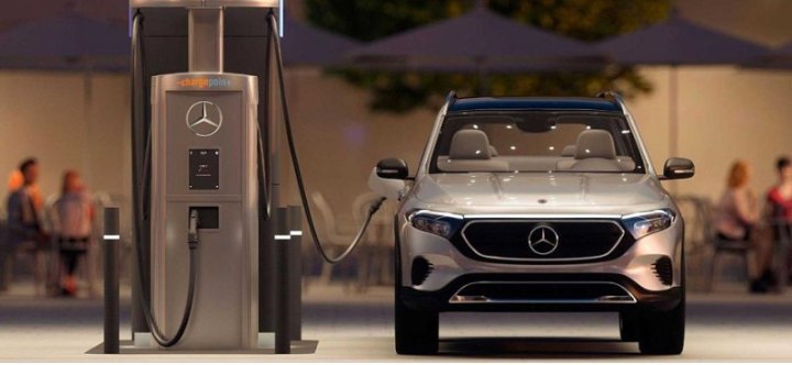 Компания Mercedes инвестирует в новую сеть зарядки для электромобилей