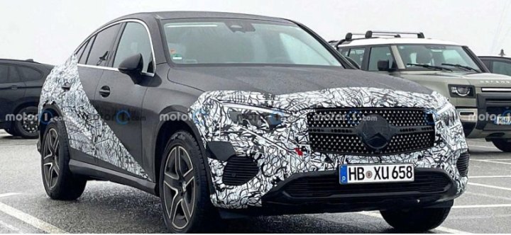 Компания Mercedes тестирует Mercedes GLC Coupe 2024 модельного года
