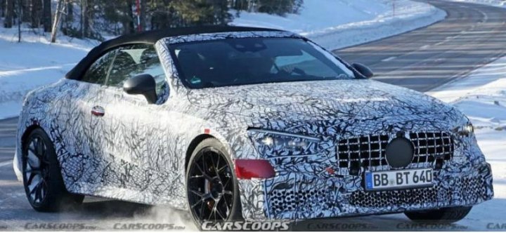 617-сильный кабриолет Mercedes-AMG CLE 63 2024 года сфотографировали во время тестов
