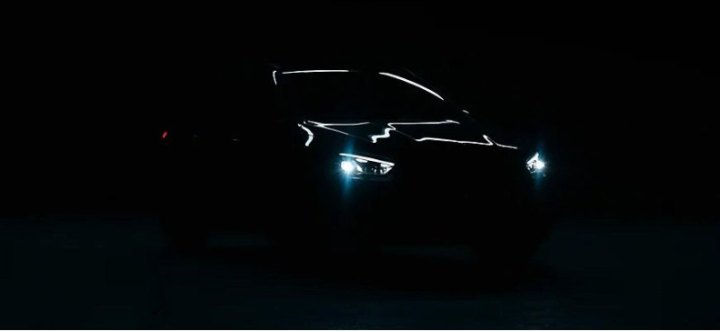 Компания Mercedes-Benz объявила премьерный показ обновленного кроссовера Mercedes GLA на 16 марта…