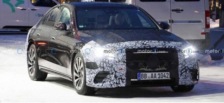 На трассе Нюрбургринг замечен обновленный Mercedes-Benz E-Class 2024 модельного года