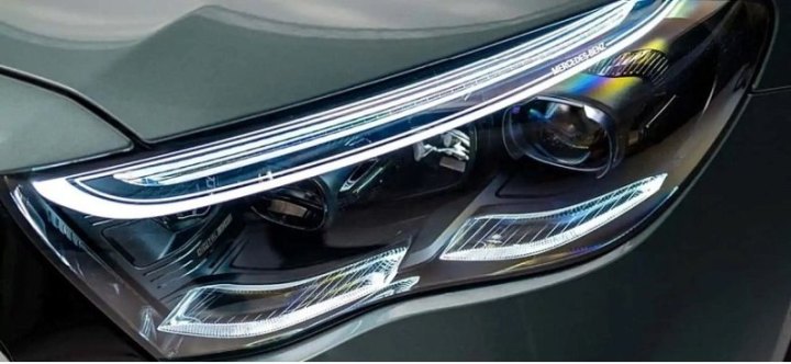 В Сети показали изображения, раскрывающие дизайн нового Mercedes-Benz E-Class 2024
