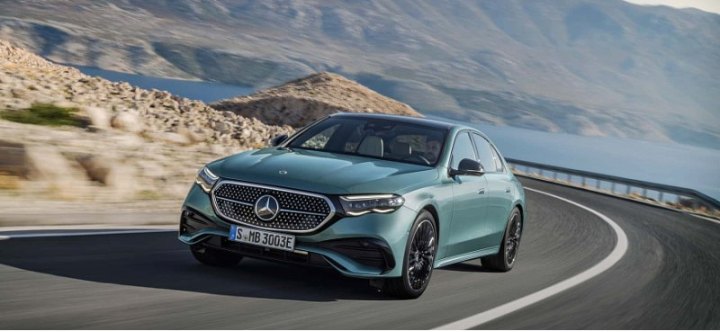 Компания Mercedes-Benz представила новый седан Mercedes-Benz E-Class W214 шестого поколения