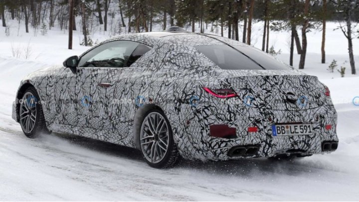 Mercedes-Benz находится в процессе упрощения модельного ряда своих двухдверных автомобилей. SLC,…