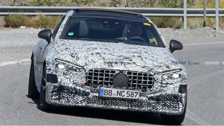 Mercedes-Benz показывал фотографию профиля совершенно нового купе CLE на своей официальной странице…