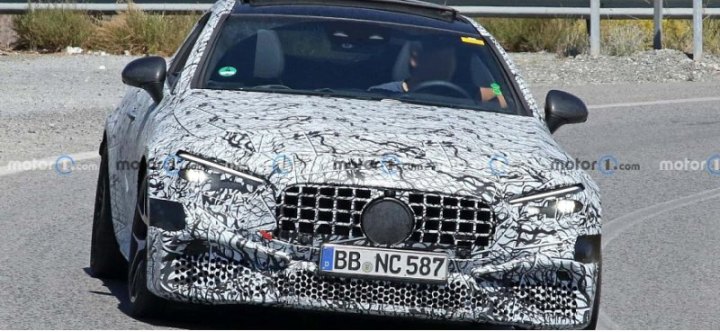 Мощнейший Mercedes-AMG CLE 63 чуть не спалил трассу Нюрбургринг