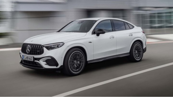 Компания Mercedes еще не объявила, сколько будут стоить его новые купе-внедорожники. Сроки старта…