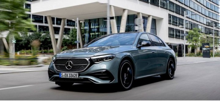 Новый Mercedes-Benz E-Class 2024 года уже продают в России за 13,5 млн рублей