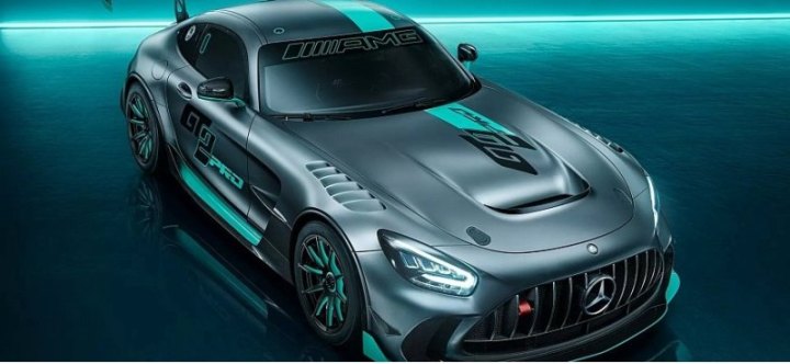 Mercedes официально представил совершенно новый немецкий спорткар Mercedes-AMG GT2 PRO