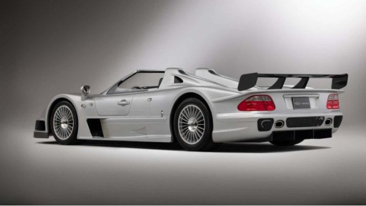 Для тех, кому нравится Mercedes-Benz CLK GTR - это один из шести построенных родстеров CLK GTR, и…