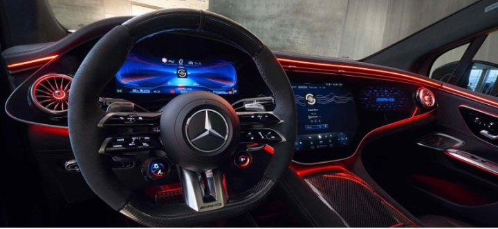 В будущих машинах Mercedes-Benz все управление будет выполняться виртуальным помощником