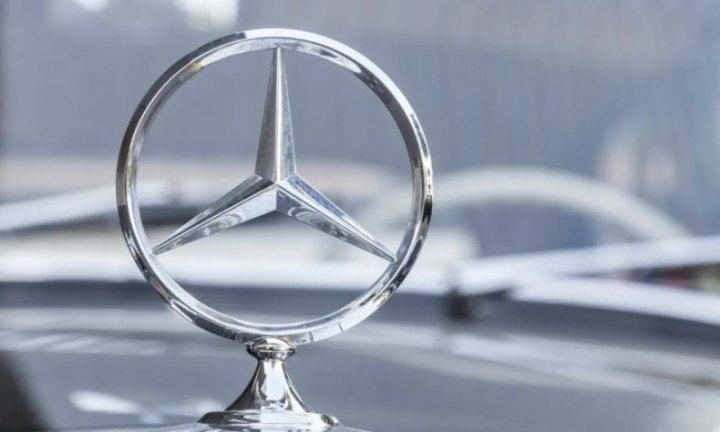 В целом, стратегическая эволюция Mercedes-Benz подчеркивает его способность адаптироваться к…