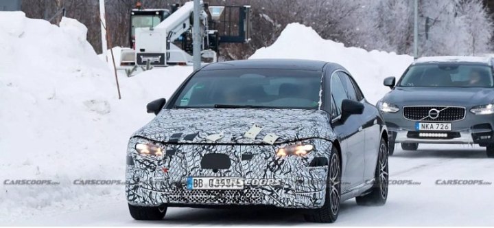 Mercedes EQS раскрывает свое обновленное лицо в предварительном просмотре