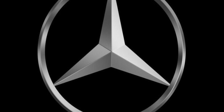 Сейчас, когда Mercedes-Benz готовится представить новую версию G 500, наследие G-класса продолжает…