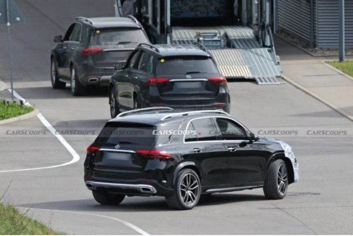 Как будто этого было недостаточно, Mercedes-AMG GLE 53 генерирует 429 л.с., а GLE 63 S — 603 л.с. В…