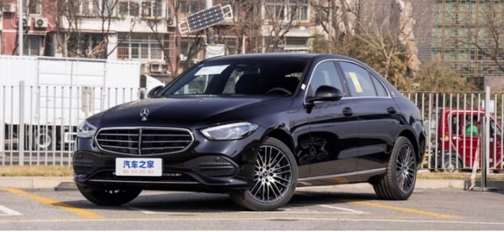 Обновленный Mercedes-Benz C-Class стал технологичней, но при этом дешевле