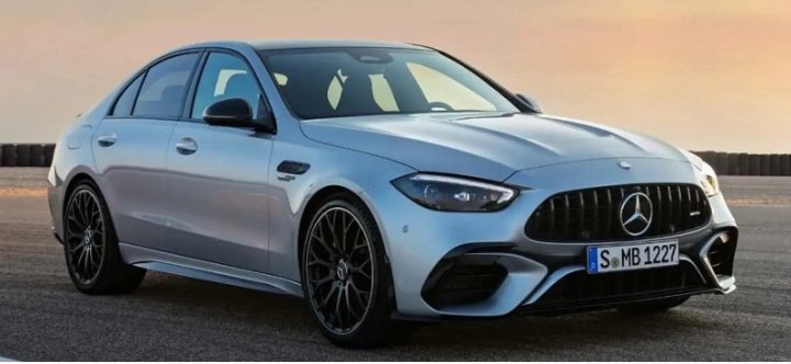 Мощный седан Mercedes-AMG C63 продается со значительной скидкой