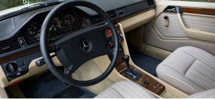 Сколько стоит практически идеальный Mercedes-Benz 300TE 1989 года