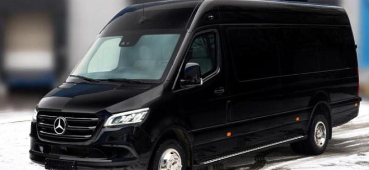 Компания из Балашихи собирает бронированный Mercedes