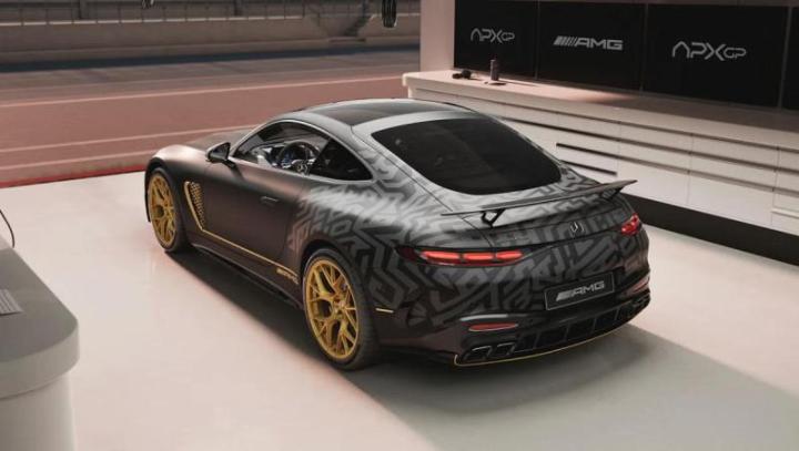 Mercedes-AMG представил GT63 APXGP Edition в преддверии Гран-при Майами