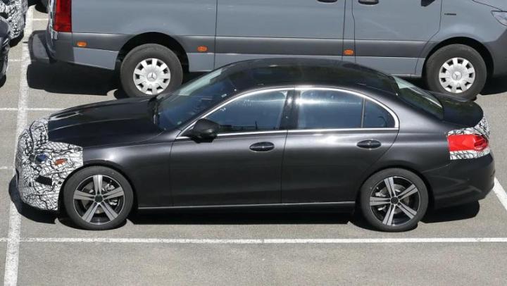 Чего стоит ожидать от обновленного Mercedes C-Class