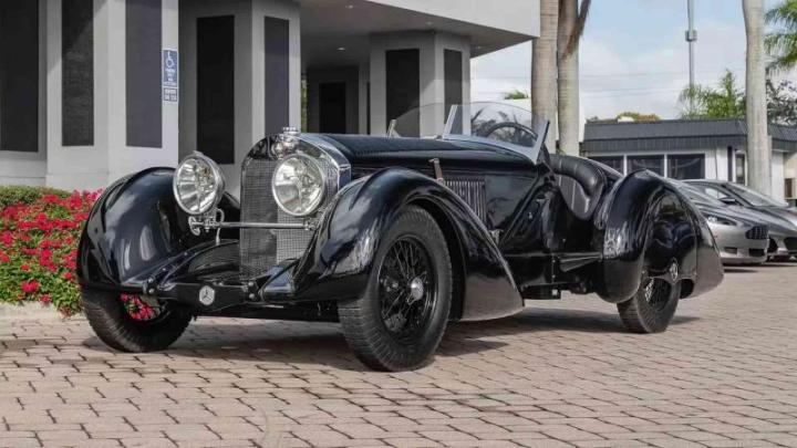 Реплика Mercedes SSK 1930 актера Джона Сины