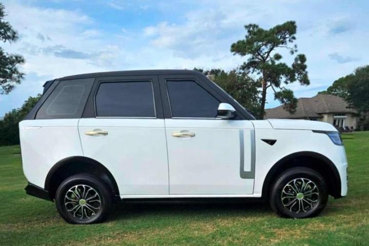 Реплика внедорожника Range Rover, выполненая из гольф-кара