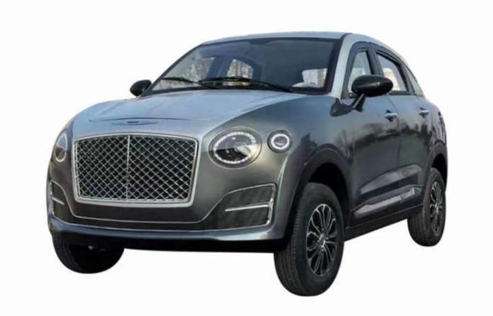 Гольф-кар-реплика внедорожника Bentley Bentayga