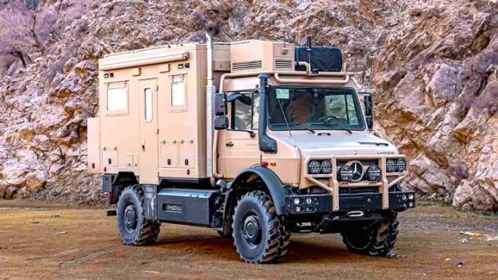 Грозу бездорожья от Mercedes-Benz превратили в хардкорный автодом для труднопроходимой местности