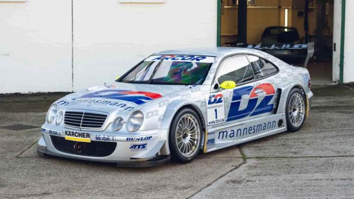 Легендарный Mercedes CLK DTM 2000, известный по гонкам и видеоиграм, хотят продать по секретной цене