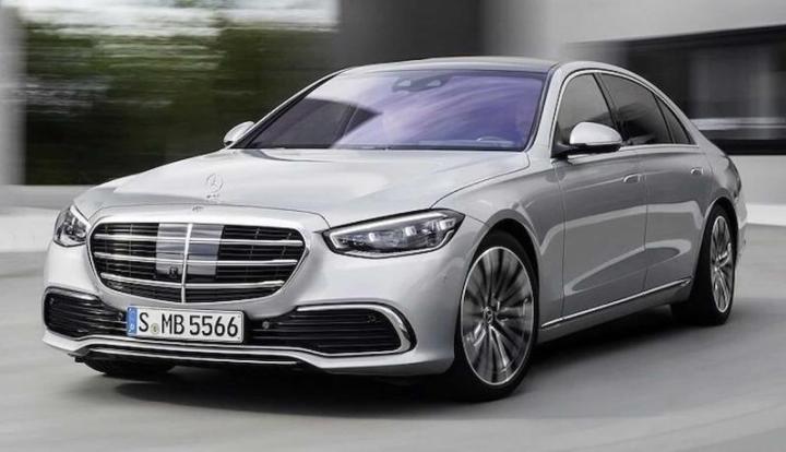 Mercedes-Benz S-Class нового поколения поразит двумя кардинально разными версиями