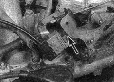 Throttle Cable Removal Installation And Adjustment Mercedes Benz Throttle Cable Removal Installation And Adjustment Mercedes Benz