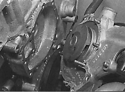 Removal the water pump from the engine