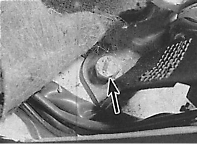 Location of the lower seat belt anchor bolt