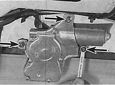 Rear wiper mounting nuts location