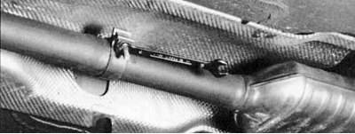 Fig. 4.103. Clamp between the front and rear parts of the muffler