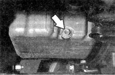 Fig. 5.22. Oil pan drain plug