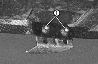 Fig. 5.57. Fastening the exhaust system to the bracket: 1 – nut