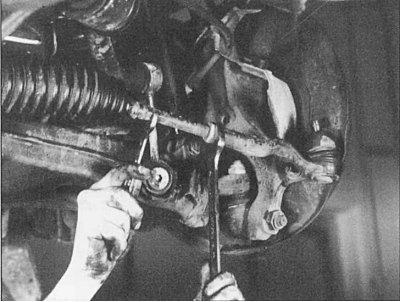 Fig. 7.17. Loosen the lock nut securing the tip to the steering rod