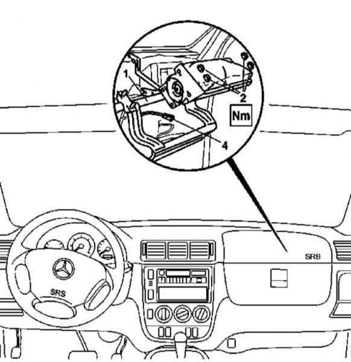 Как снять крышку управления Removal and installation of frontal airbag modules (Mercedes-Benz W163 (GLE-Clas